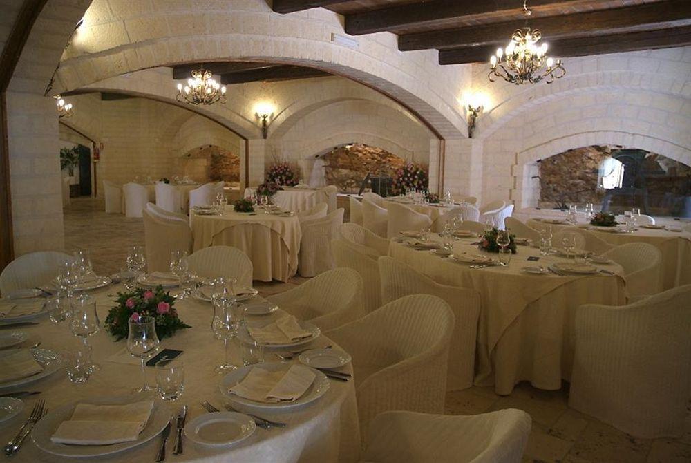 Una Hotels Regina Bari Torre A Mare Restaurant photo