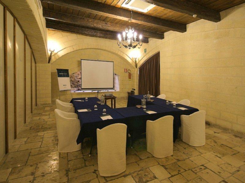 Una Hotels Regina Bari Torre A Mare Exterior photo